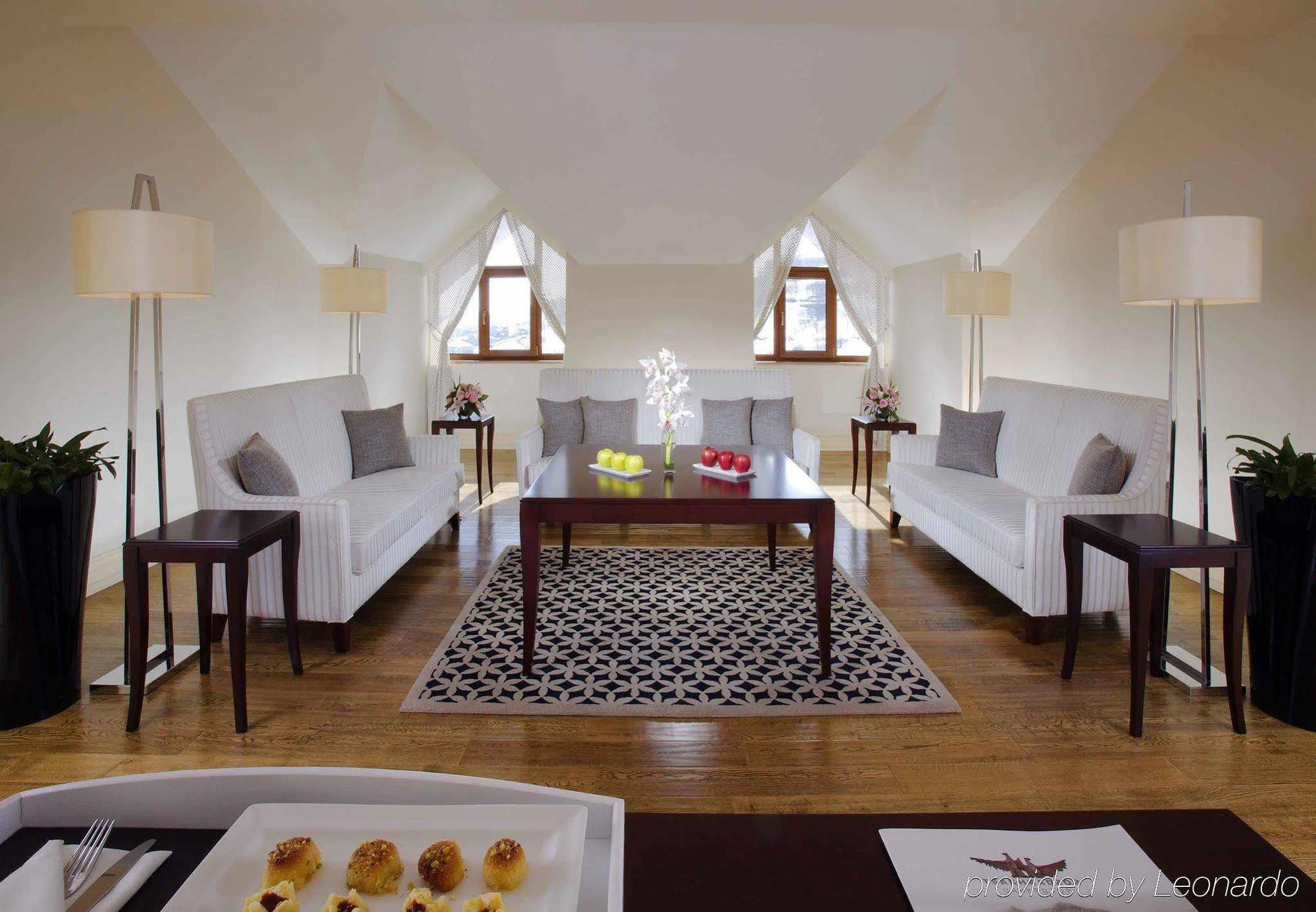 Отель Tsaghkadzor Marriott Экстерьер фото