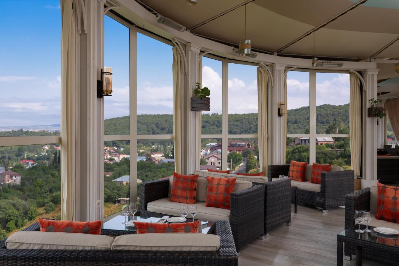 Отель Tsaghkadzor Marriott Экстерьер фото