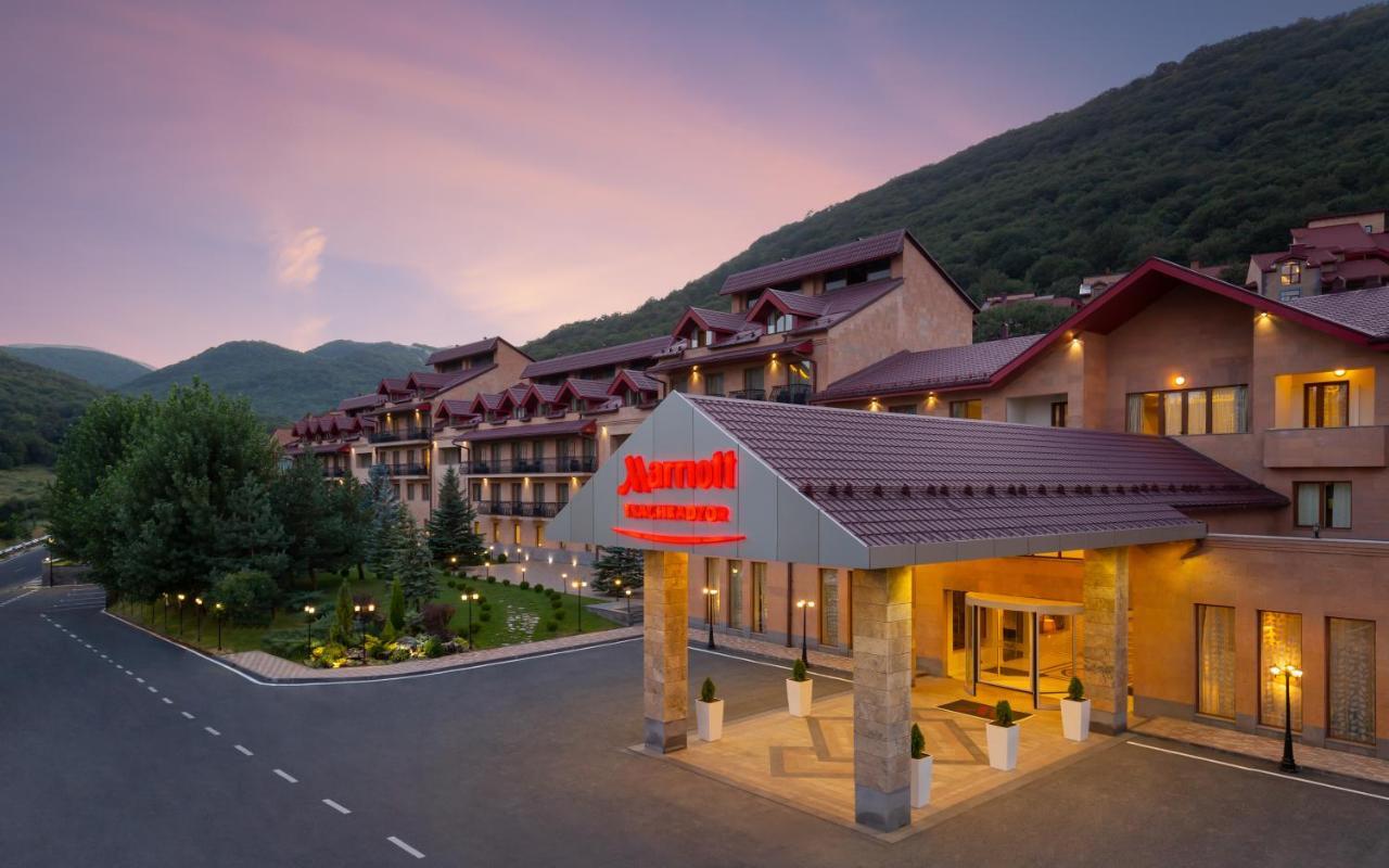Отель Tsaghkadzor Marriott Экстерьер фото