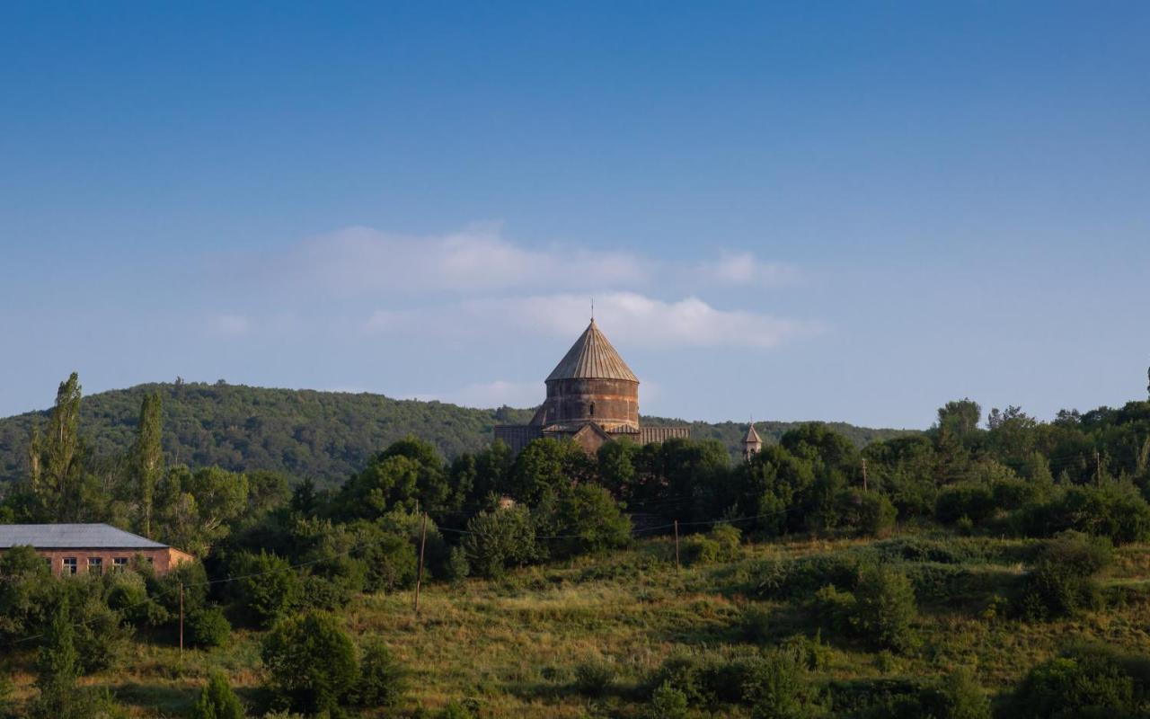 Отель Tsaghkadzor Marriott Экстерьер фото